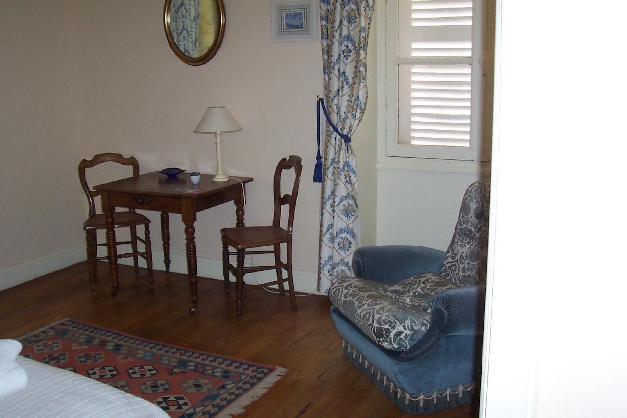 Bed and Breakfast Chateau Champigny Maillet  Pokoj fotografie